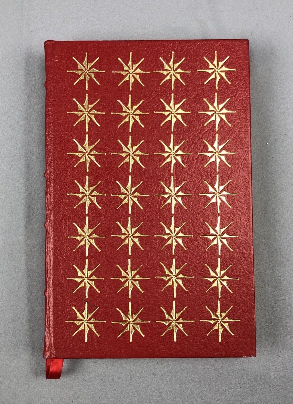 Guns of the Old West, Chapel; LEATHER Firearms Classics Library