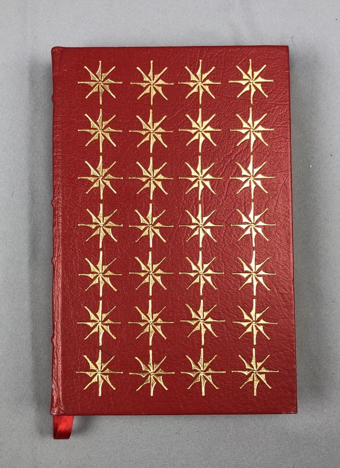 Guns of the Old West, Chapel; LEATHER Firearms Classics Library